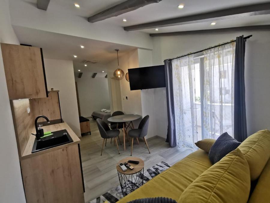 New Nikolina 4 Star Apartment Mali Lošinj Exterior foto