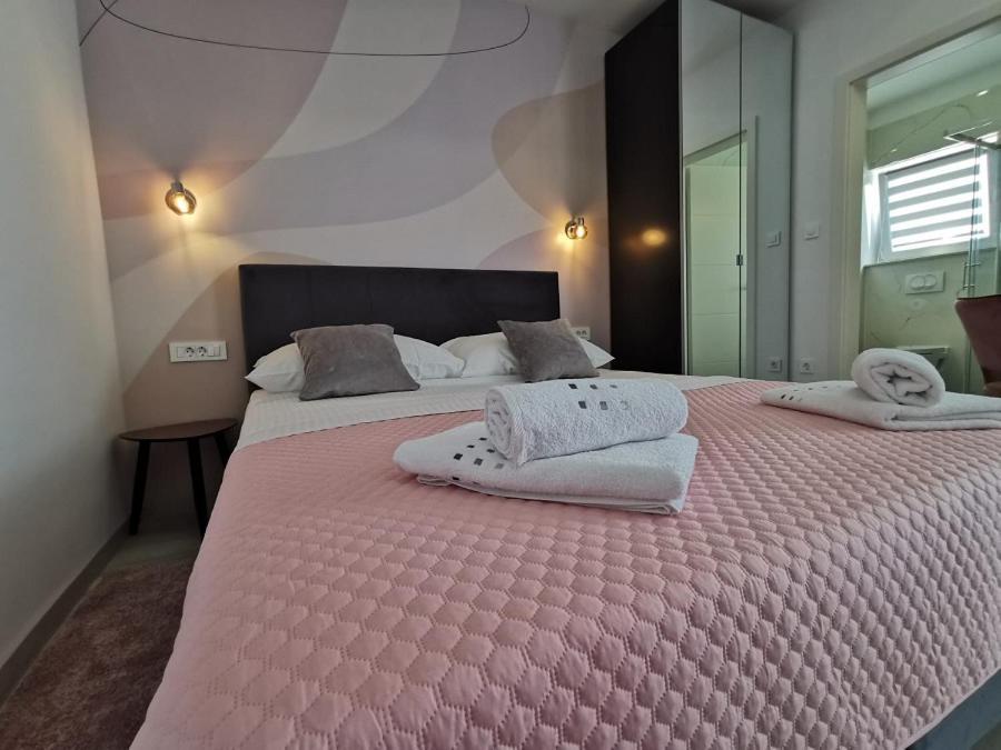 New Nikolina 4 Star Apartment Mali Lošinj Exterior foto